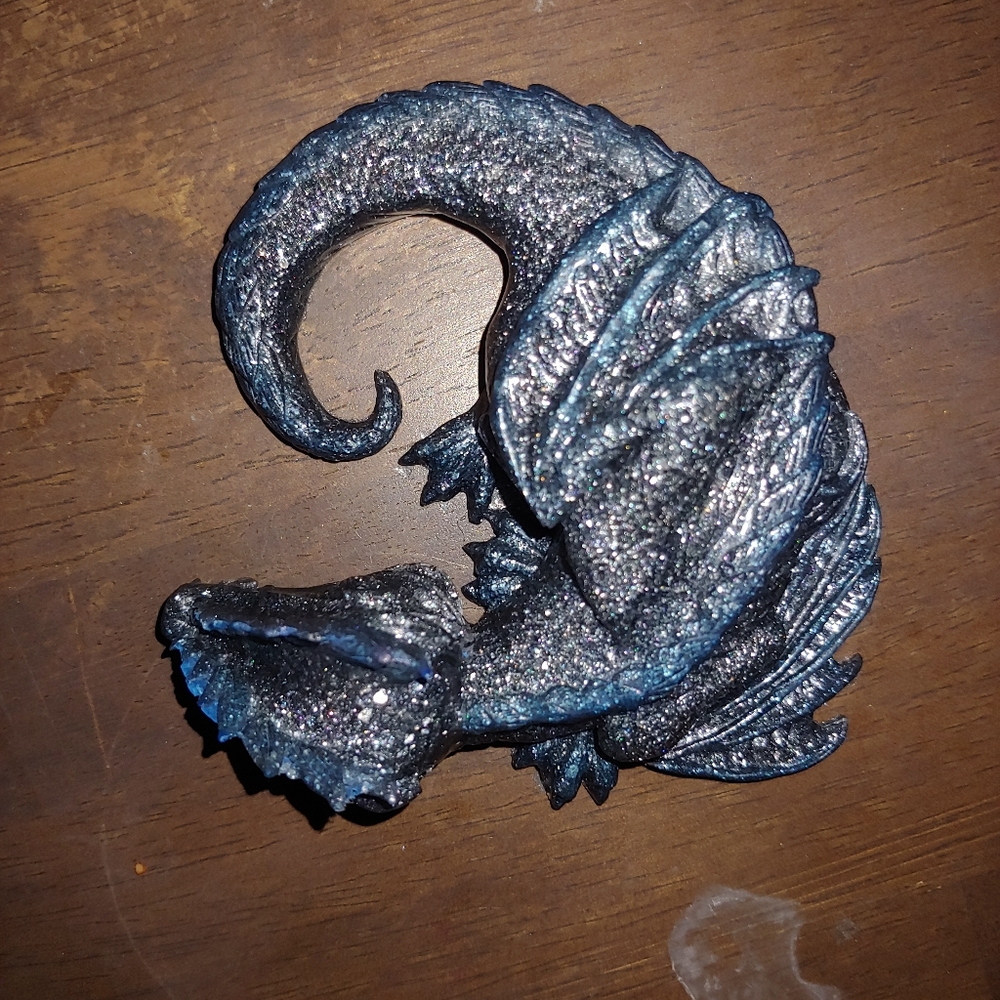 Sleeping baby dragon